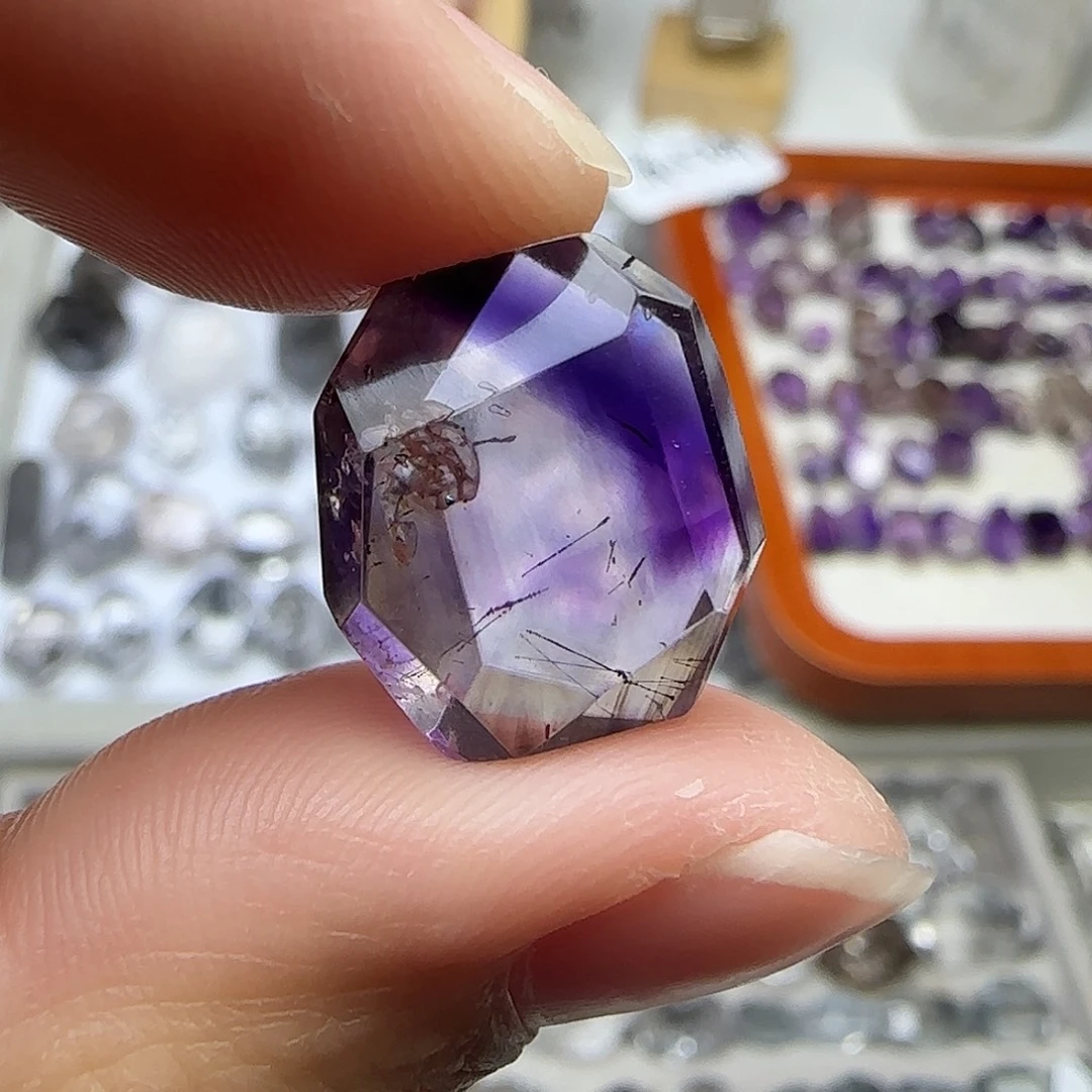 水晶未镶嵌珠宝半成品超七随形