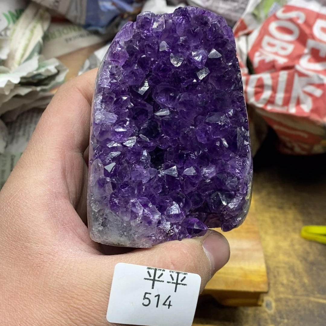 紫晶乌拉圭未镶嵌