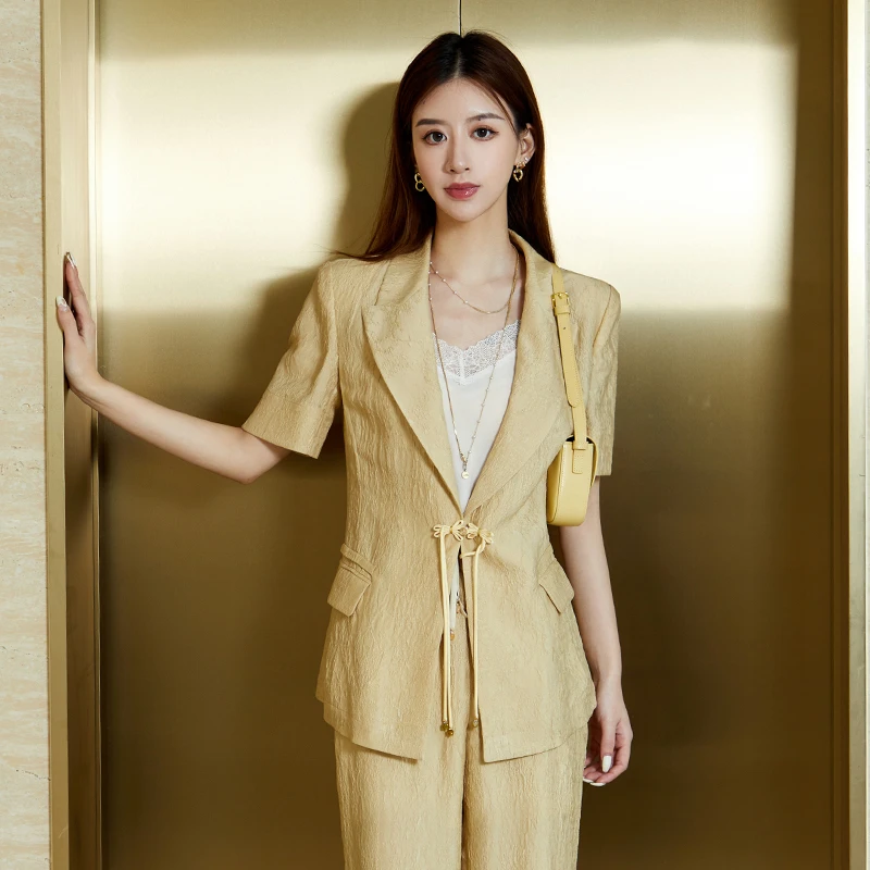 【晨粉专享】艾米尔雅依 休闲百搭桑蚕丝混纺短袖西装外套Y452X1342