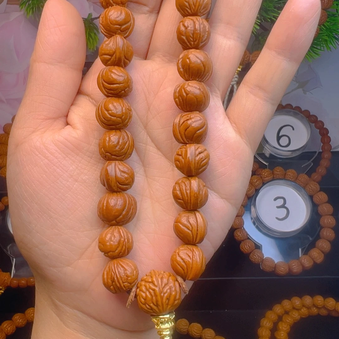 桃核吊坠龙纹桃核手串