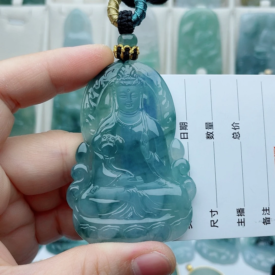 孤***雪翡翠未镶嵌颈饰素衣观音