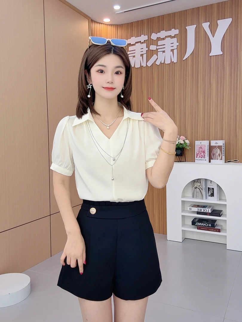 【潇潇】圆领短袖拼接V领夏季镂空衬衫洋气海妖风洛丽塔衬衫上衣