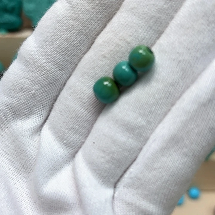 绿松石珠宝未镶嵌