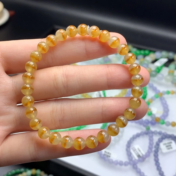翡翠手镯未镶嵌翡翠