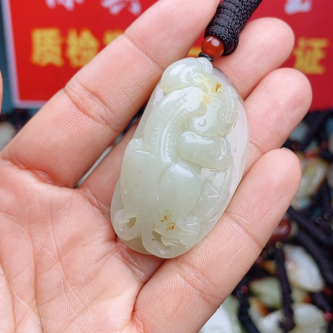 和田玉颈饰未镶嵌