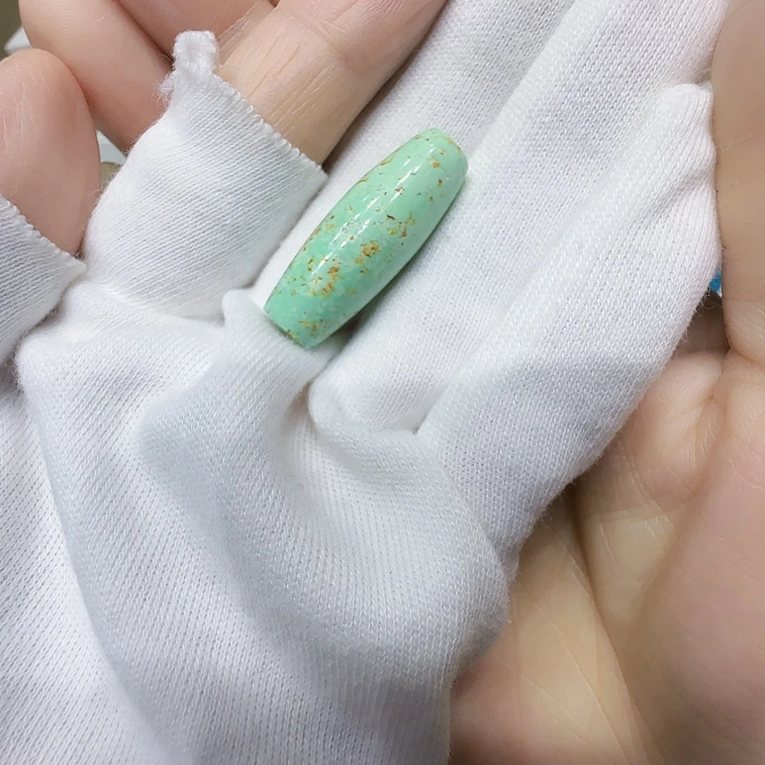绿松石未镶嵌原矿绿松石
