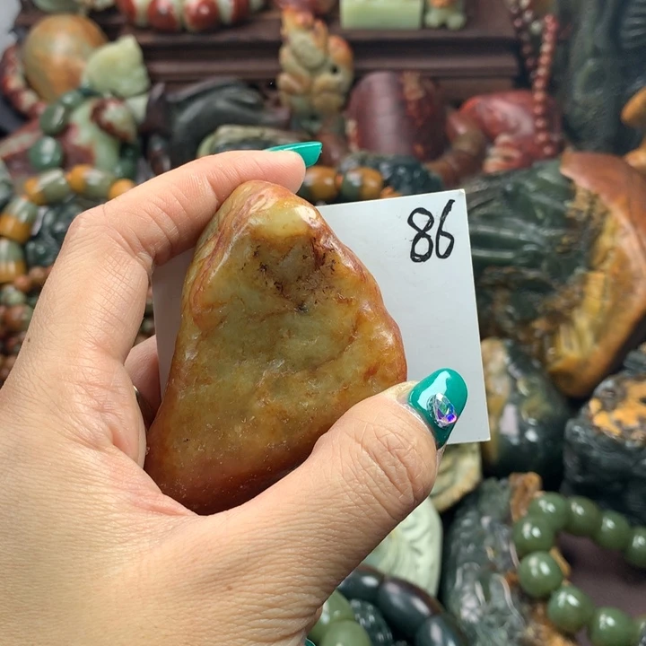 岫岩河磨玉（透闪石质玉）把件未镶嵌