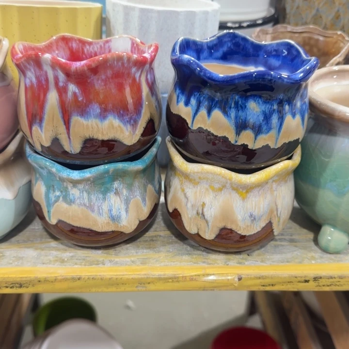 凑9块包邮，有孔，陶瓷花盆