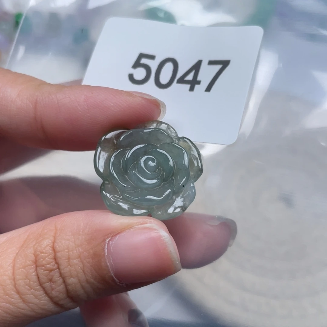 翡翠未镶嵌颈饰天然A货缅甸翡翠