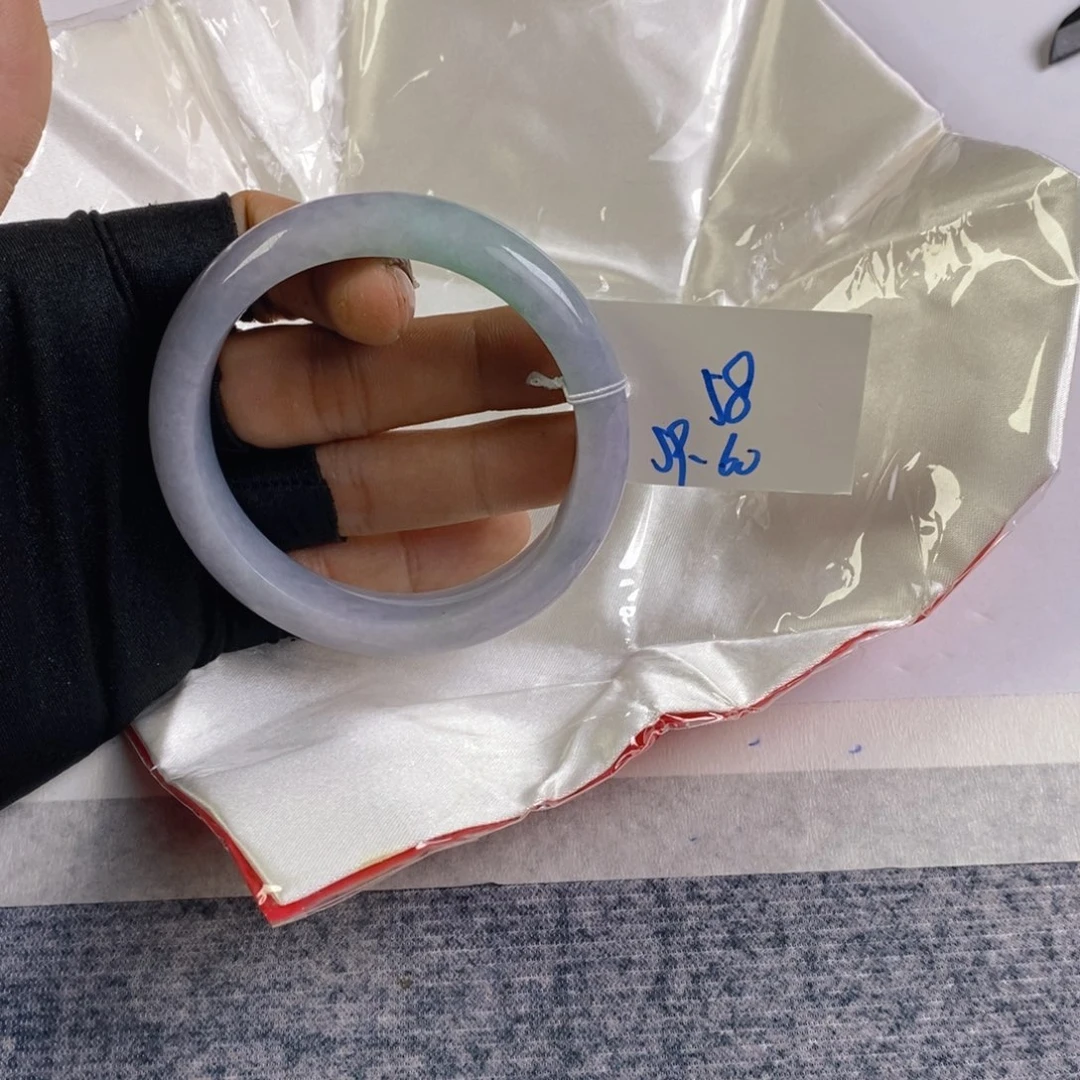 未镶嵌手镯翡翠58