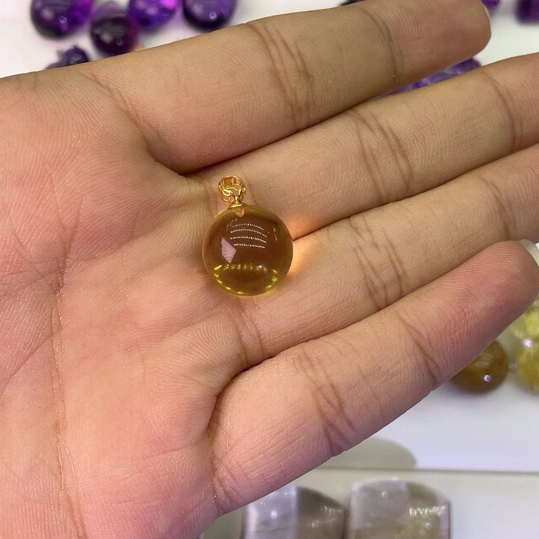 水晶颈饰18K金镶嵌黄水晶