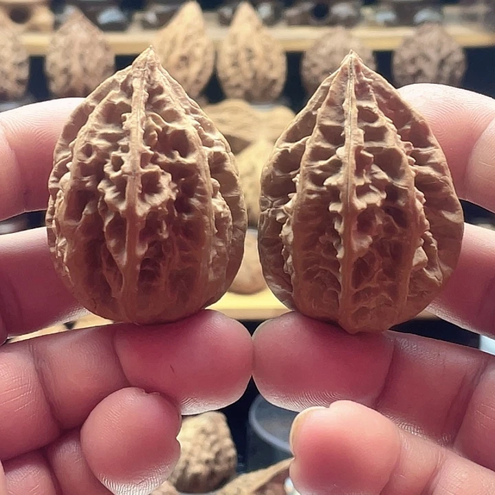 文玩核桃把件八方巨鼎13