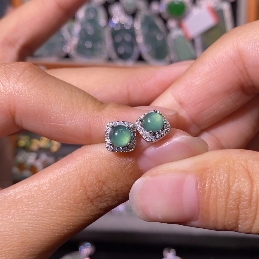 【闪购商品】翡翠未镶嵌颈饰天然