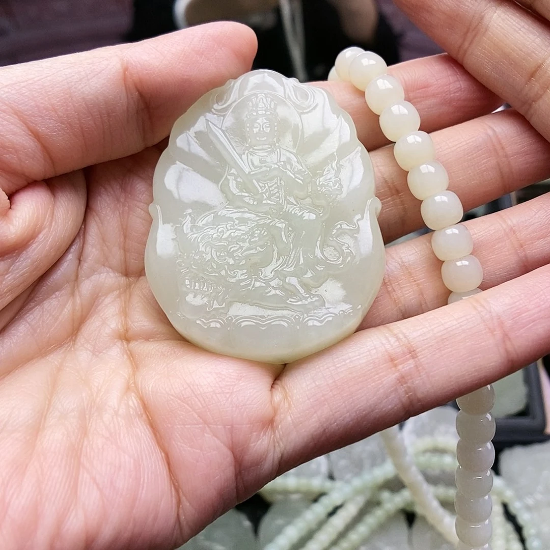 和田玉颈饰未镶嵌猛**江