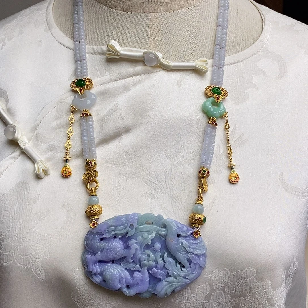 翡翠颈饰未镶嵌天然