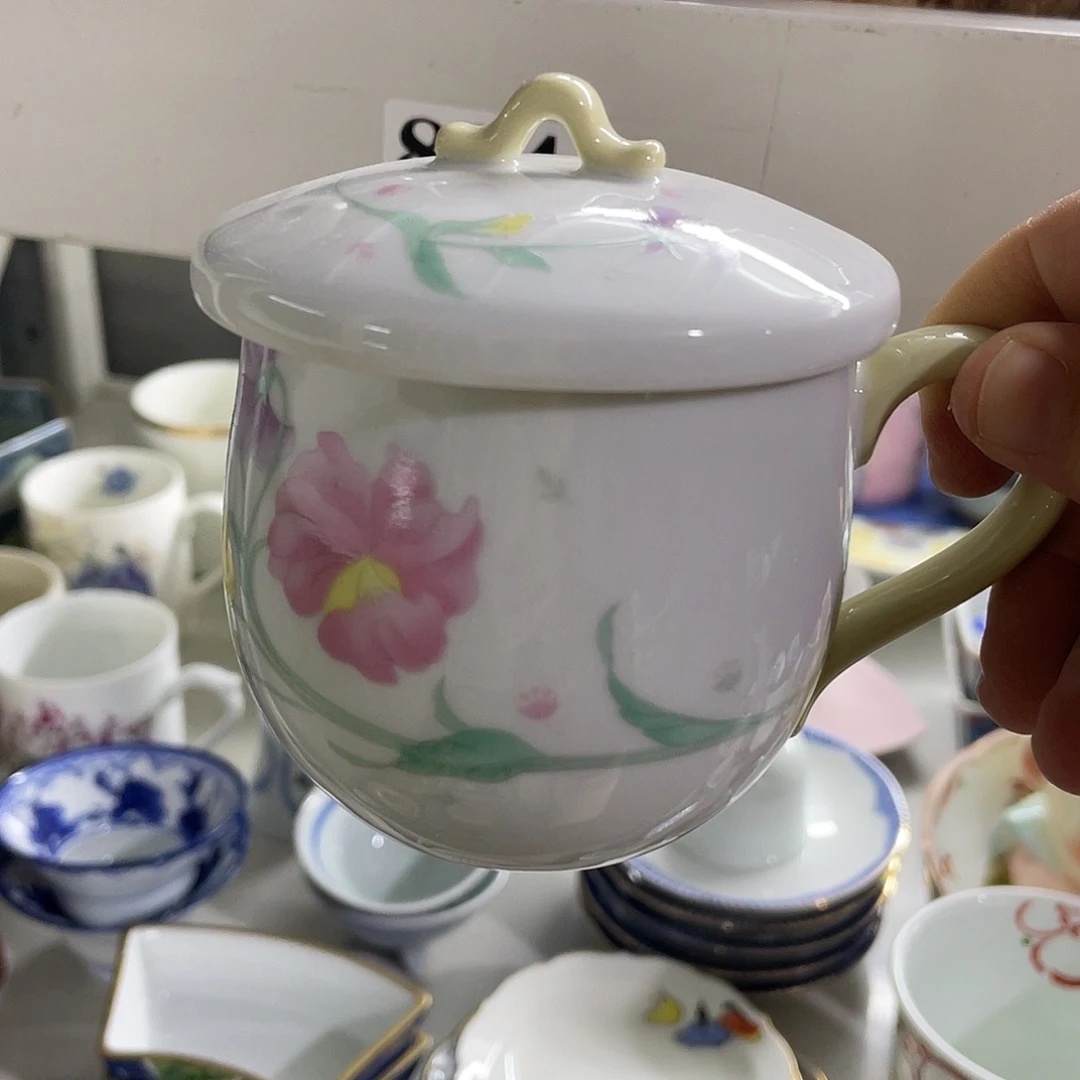 瓷片L****?哈哈哈我真的不喜欢这样了笑