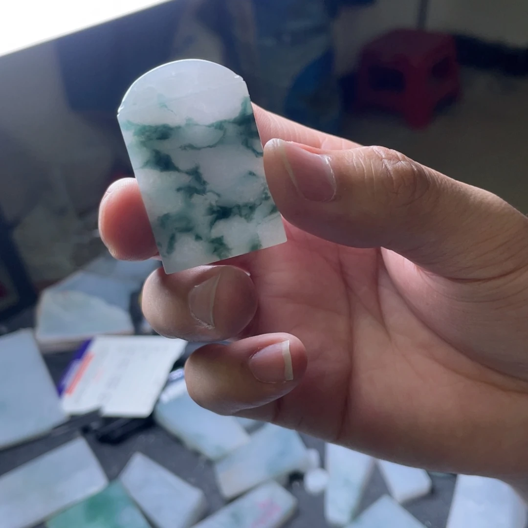 未镶嵌定制翡翠