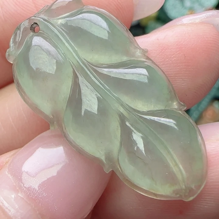 翡翠未镶嵌颈饰天然A货24