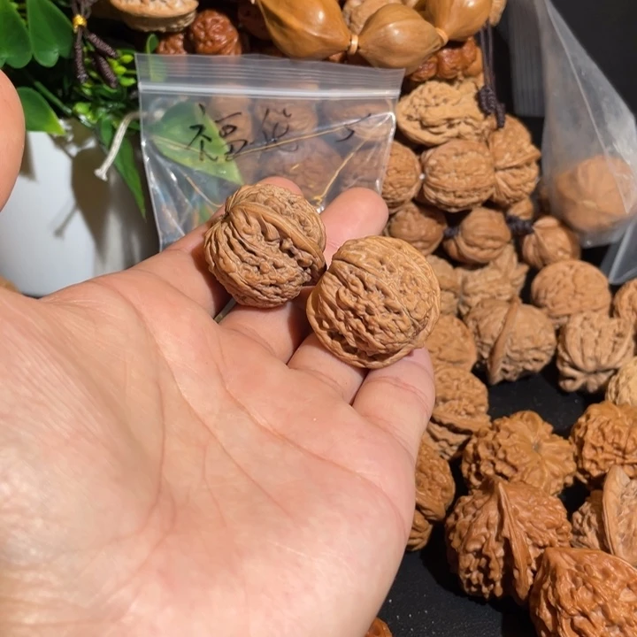 文玩核桃把件S****U33四座楼