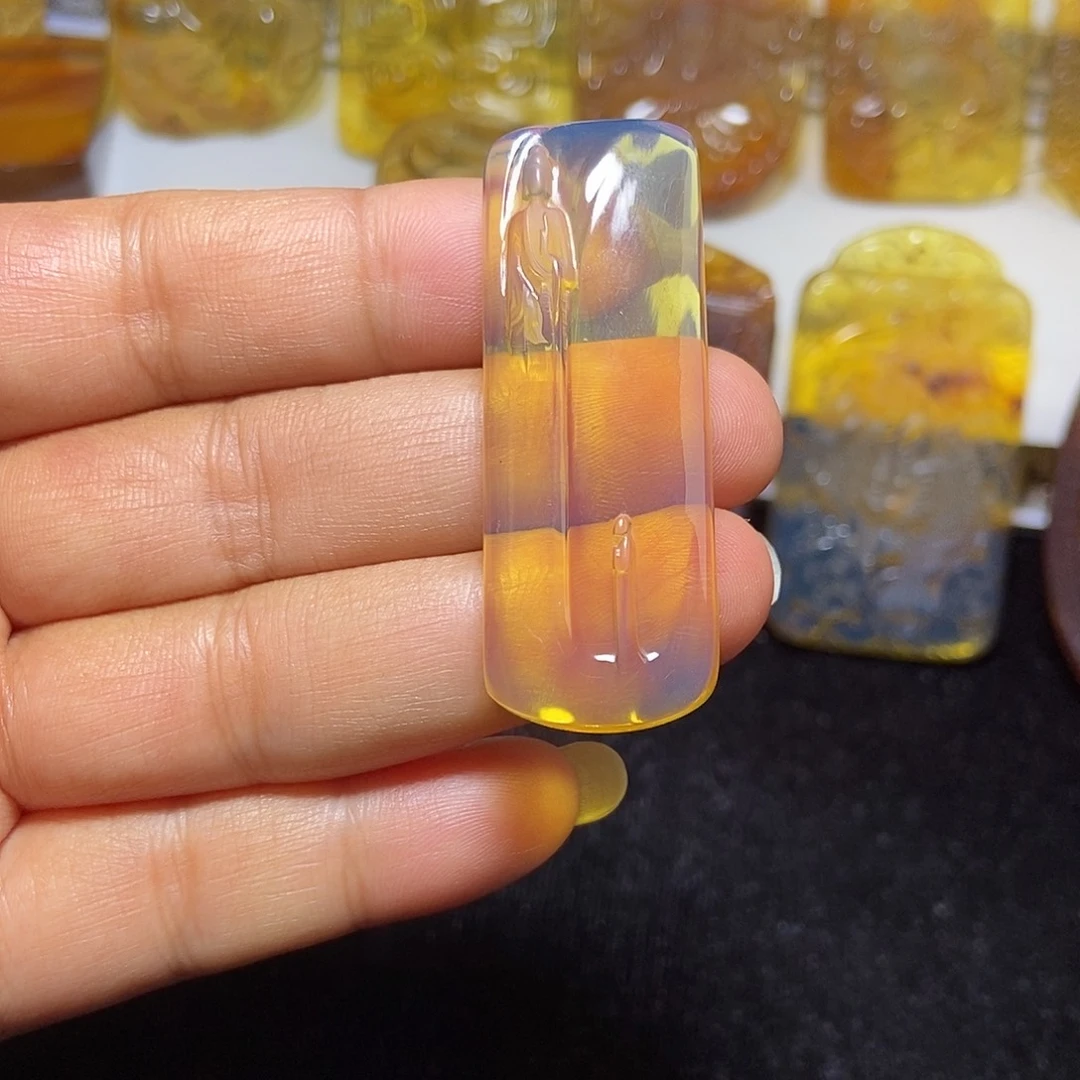 琥珀未镶嵌颈饰缅甸天然琥珀吊坠