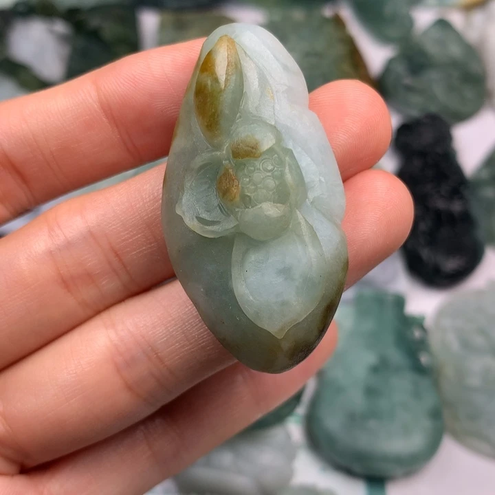 定制翡翠未镶嵌翡翠