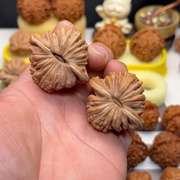 文玩核桃把件44全品四座楼