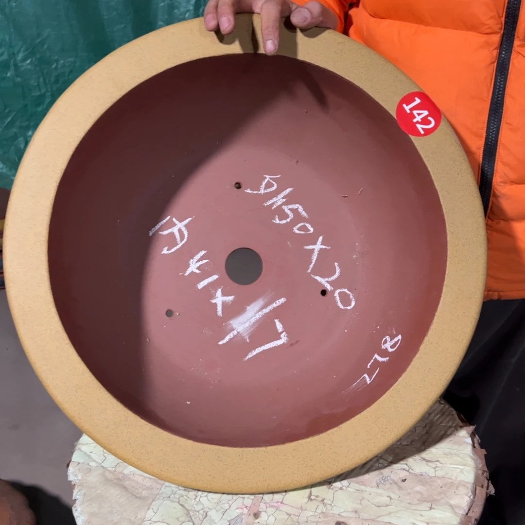 紫砂花盆千*紫砂花盆