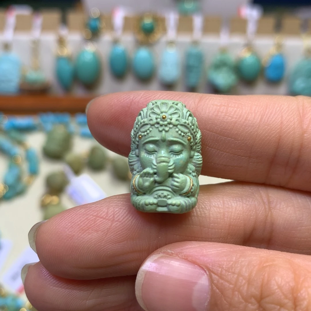 绿松石吊坠未镶嵌