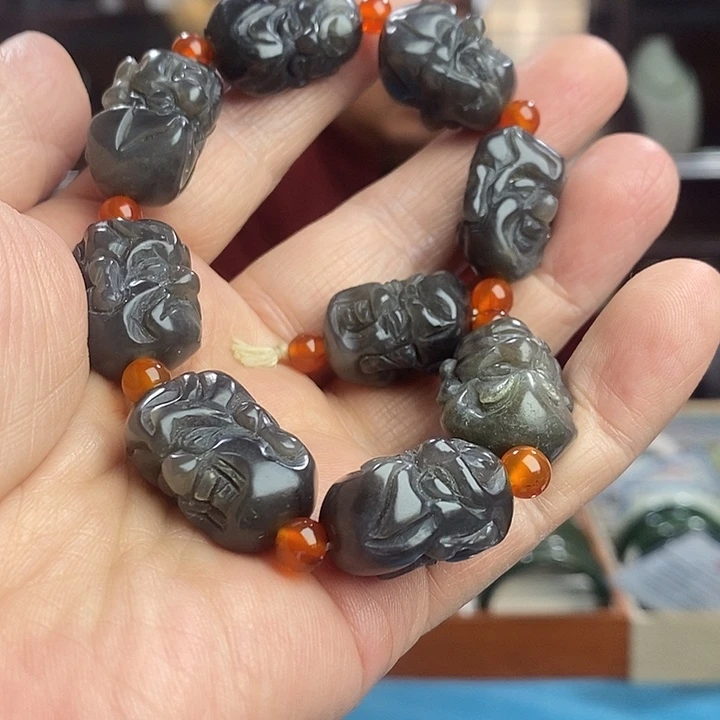 和田玉未镶嵌手串