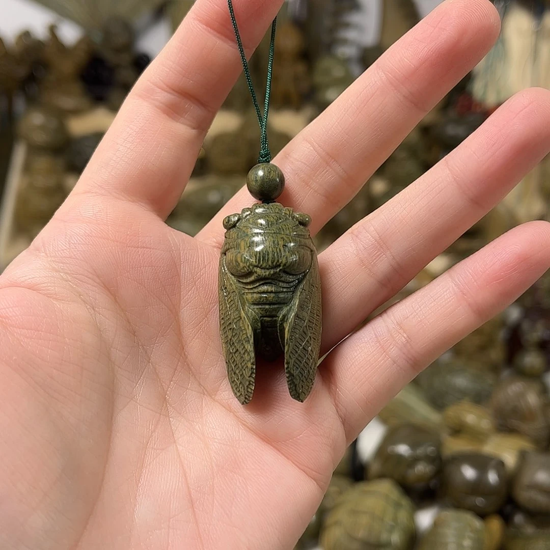 维腊木（绿檀）赞*知了