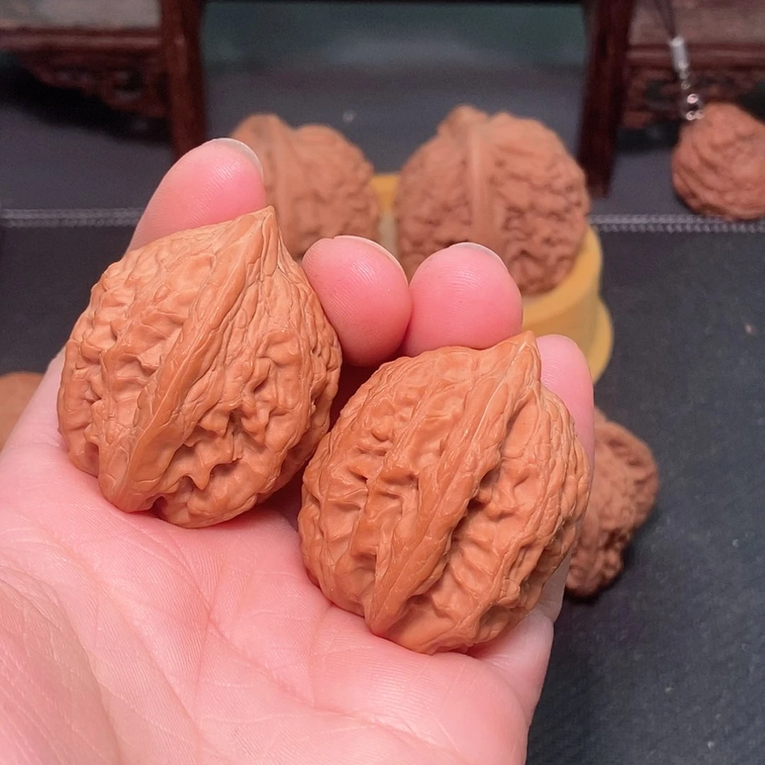 吊坠文玩核桃大沽石手捻34尺.有修