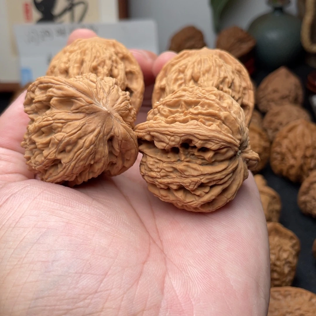 胖***芙文玩核桃把件麦穗虎头