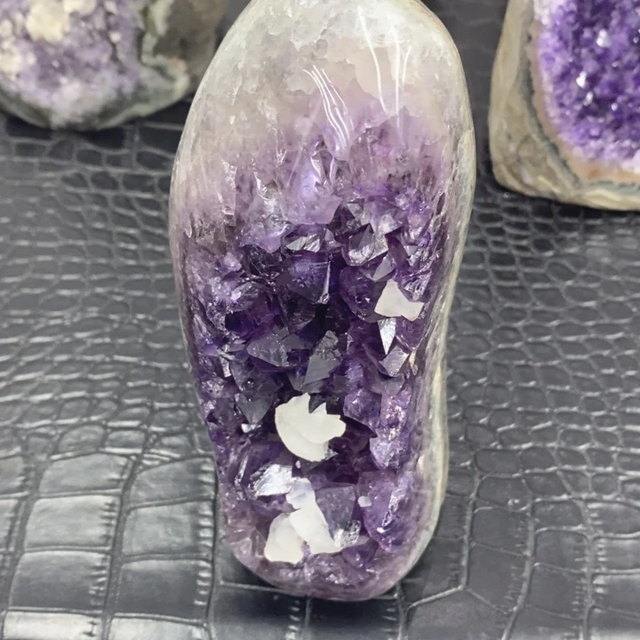 未镶嵌珠宝半成品紫晶