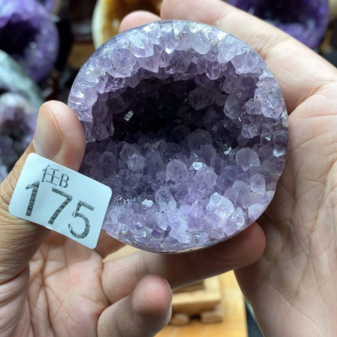 未镶嵌大型摆件（非配饰）水晶