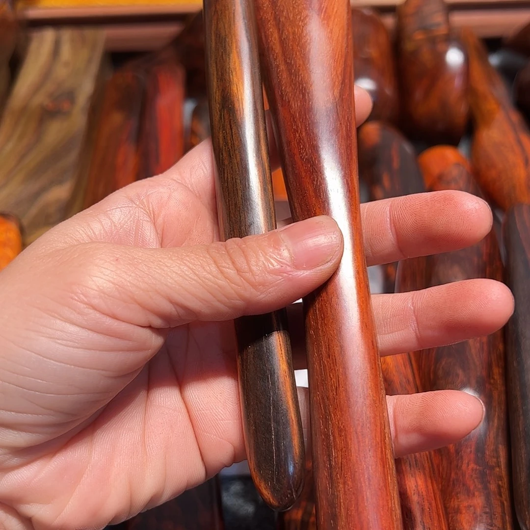 交趾黄檀（大红酸枝）9****?