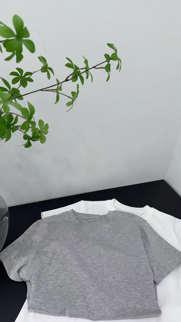 8817【蝶谷】纯色显瘦T恤时尚休闲百搭春秋圆领