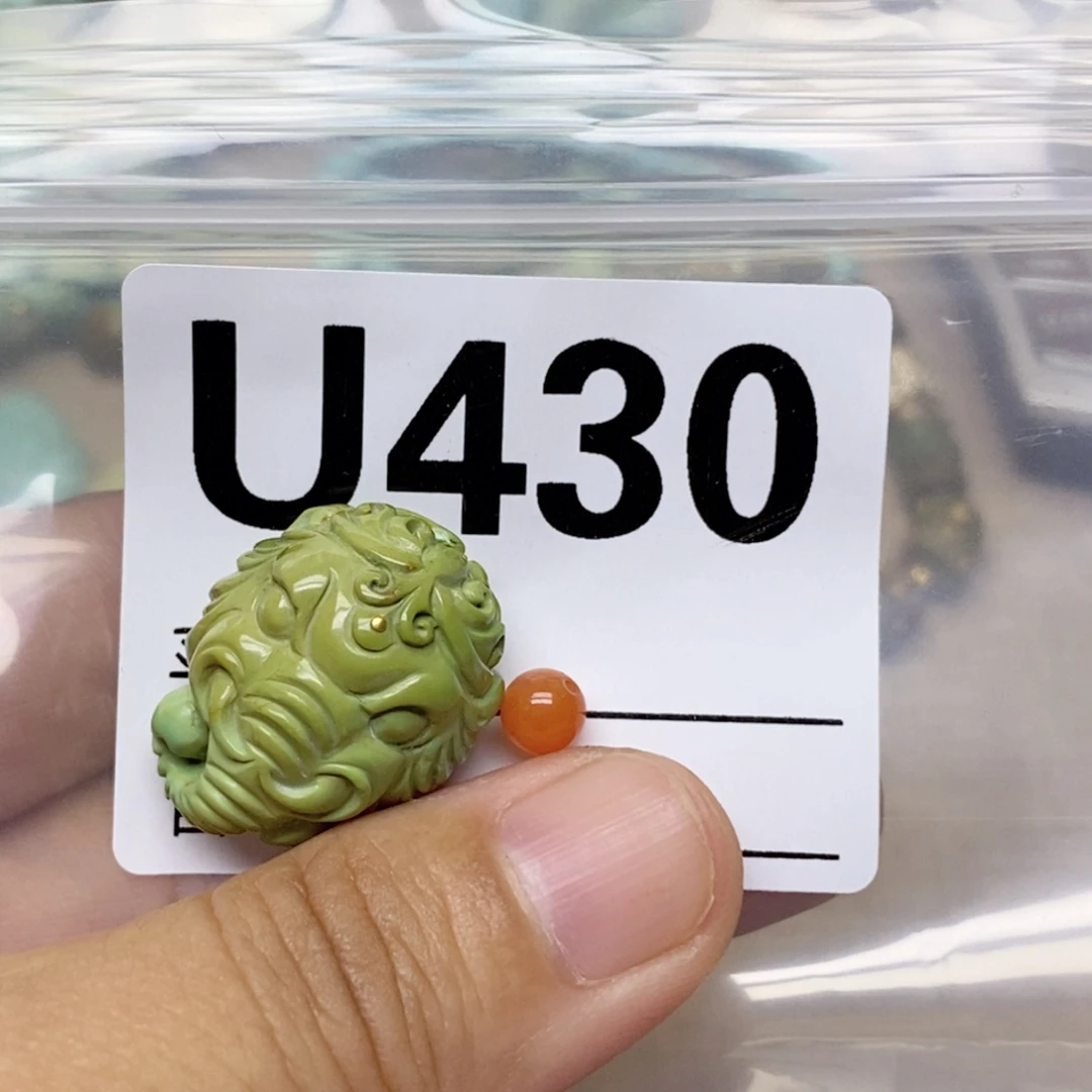 秋***凉未镶嵌配饰南红玛瑙