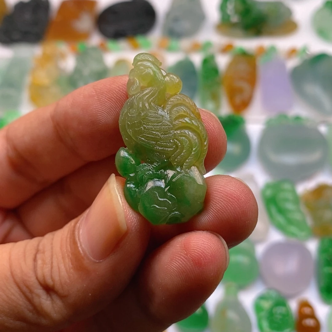 *****未镶嵌定制翡翠金鸡