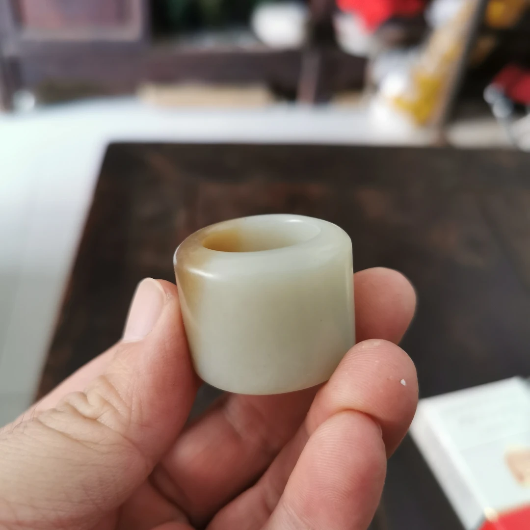 非金属树脂戒指 自己玩的一个玉扳指