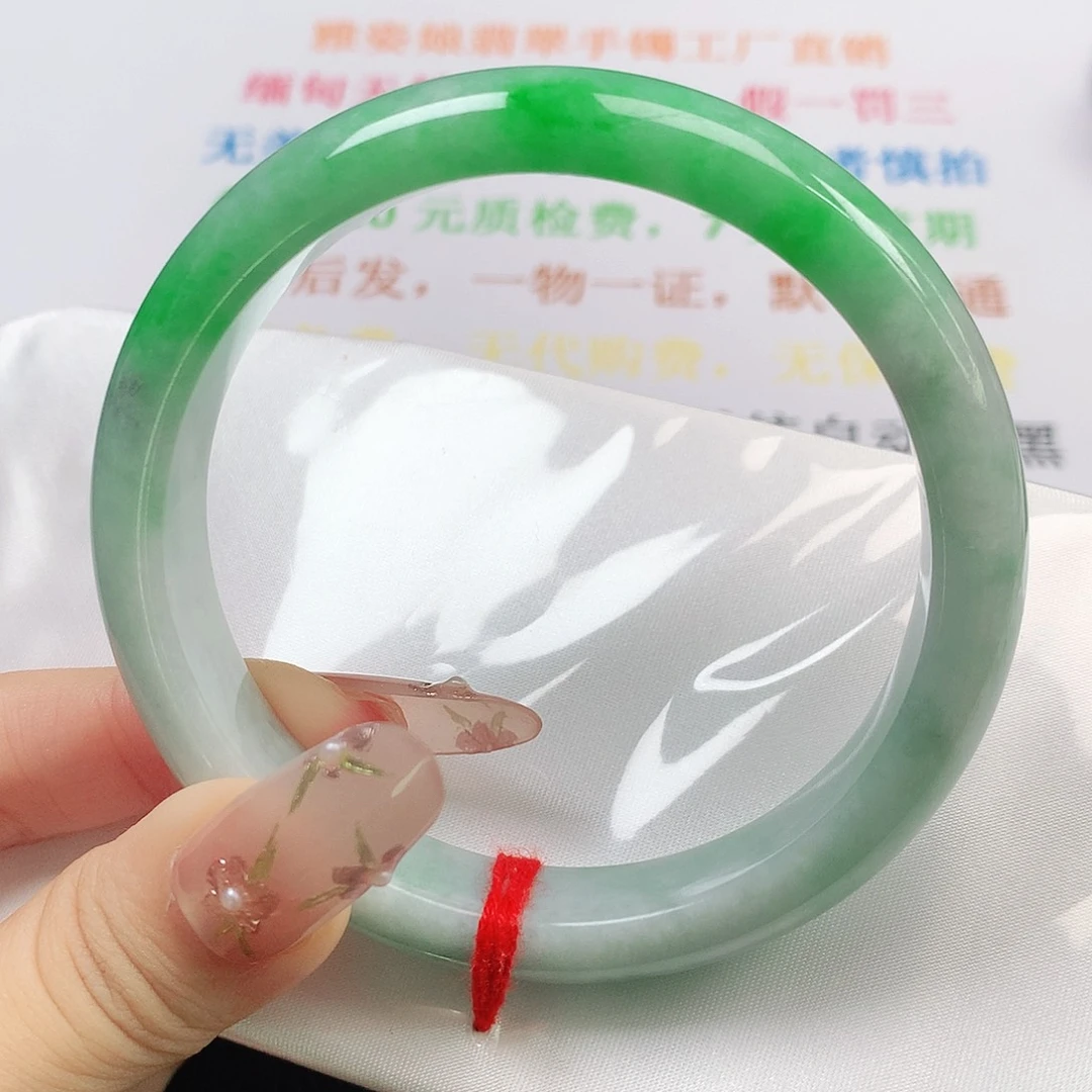 翡翠未镶嵌手镯688