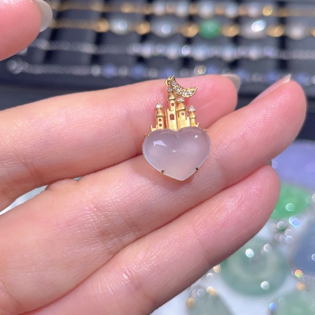颈饰18K金镶嵌翡翠翡翠
