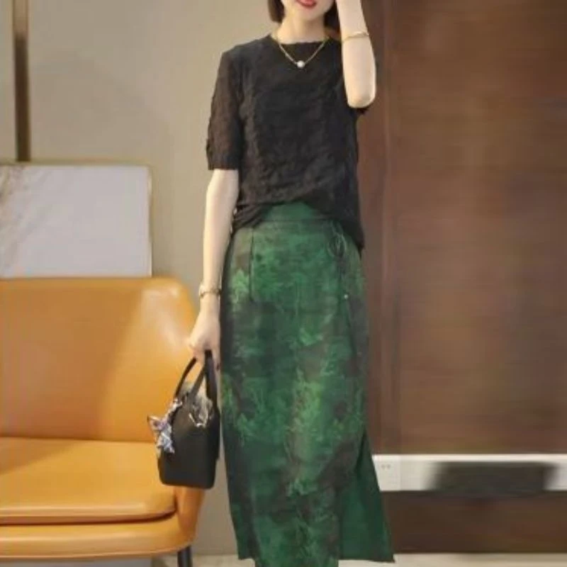 气质优雅一整套装女2025夏季新款高级感复古圆领上衣新中式半身裙