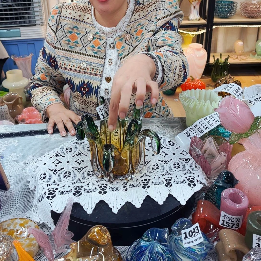 1323 家悦琉璃工艺品不完美