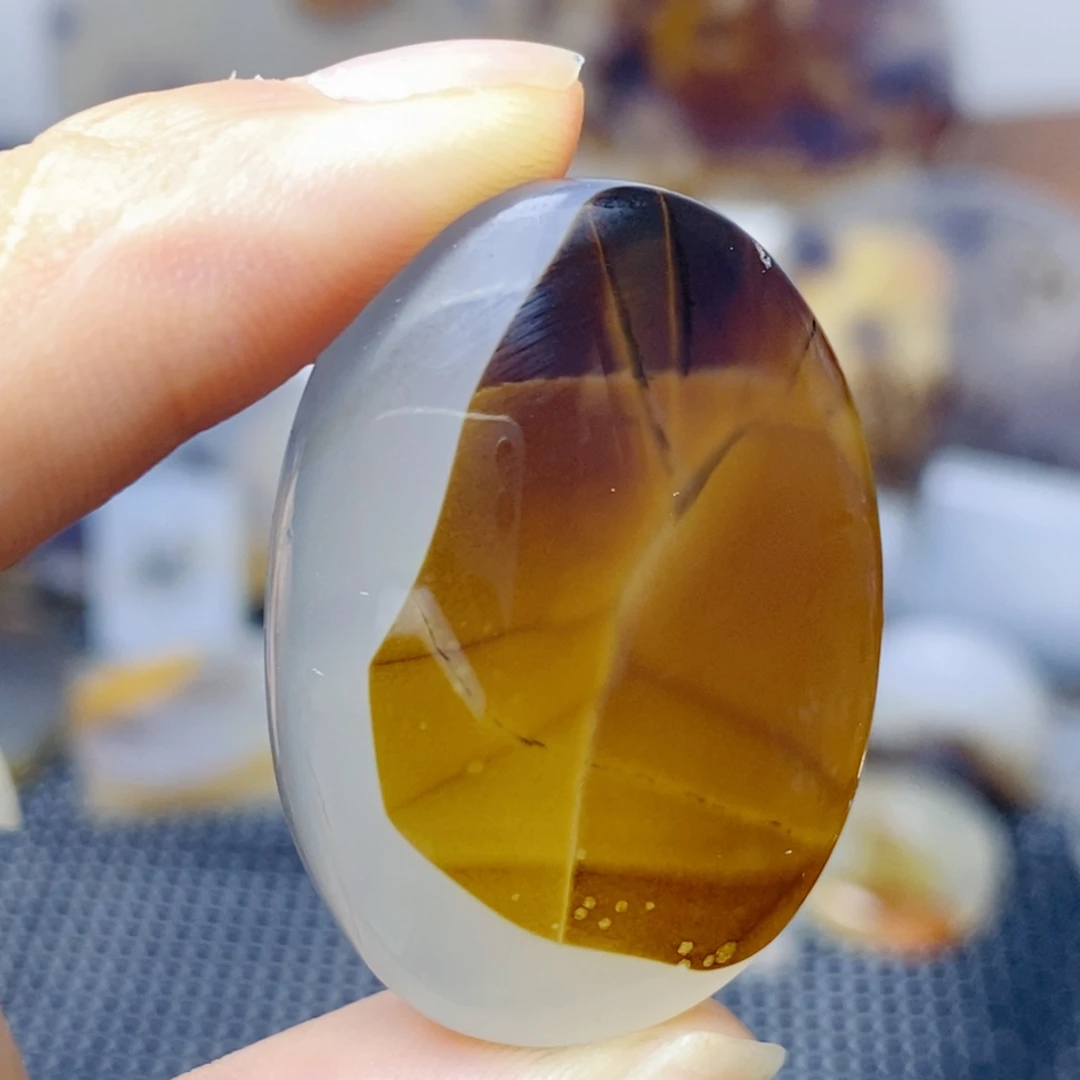 玛瑙/玉髓未镶嵌珠宝奇石