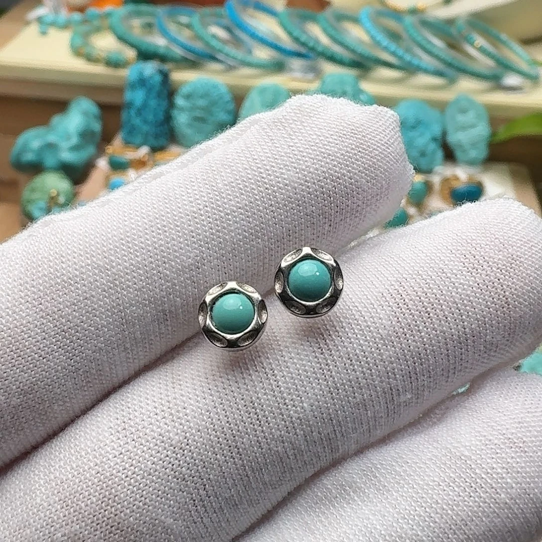 绿松石银S925镶嵌高瓷绿精品耳钉