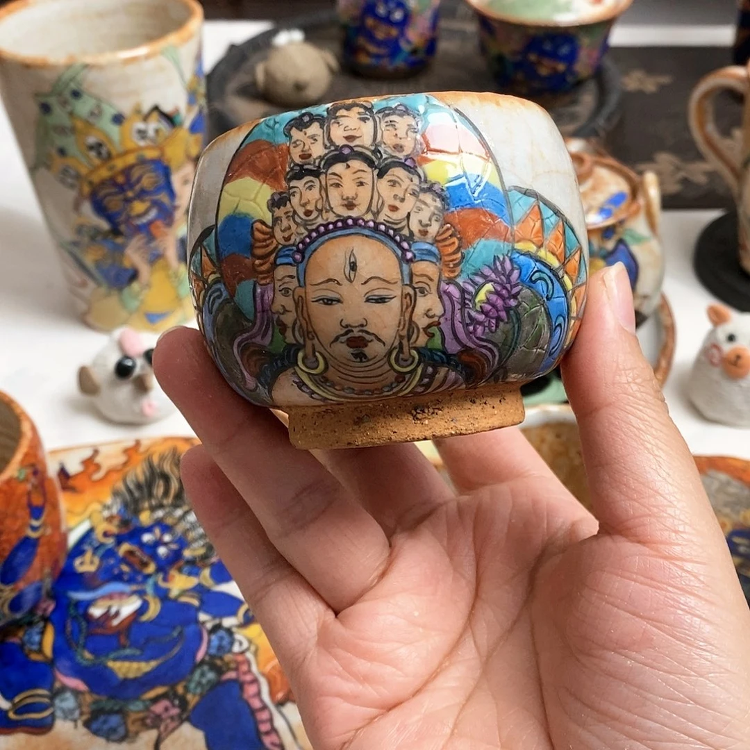 手工手绘十一面观音茶杯