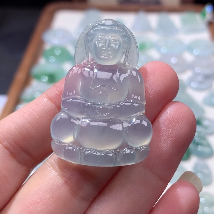 颈饰未镶嵌翡翠冰种正装观音