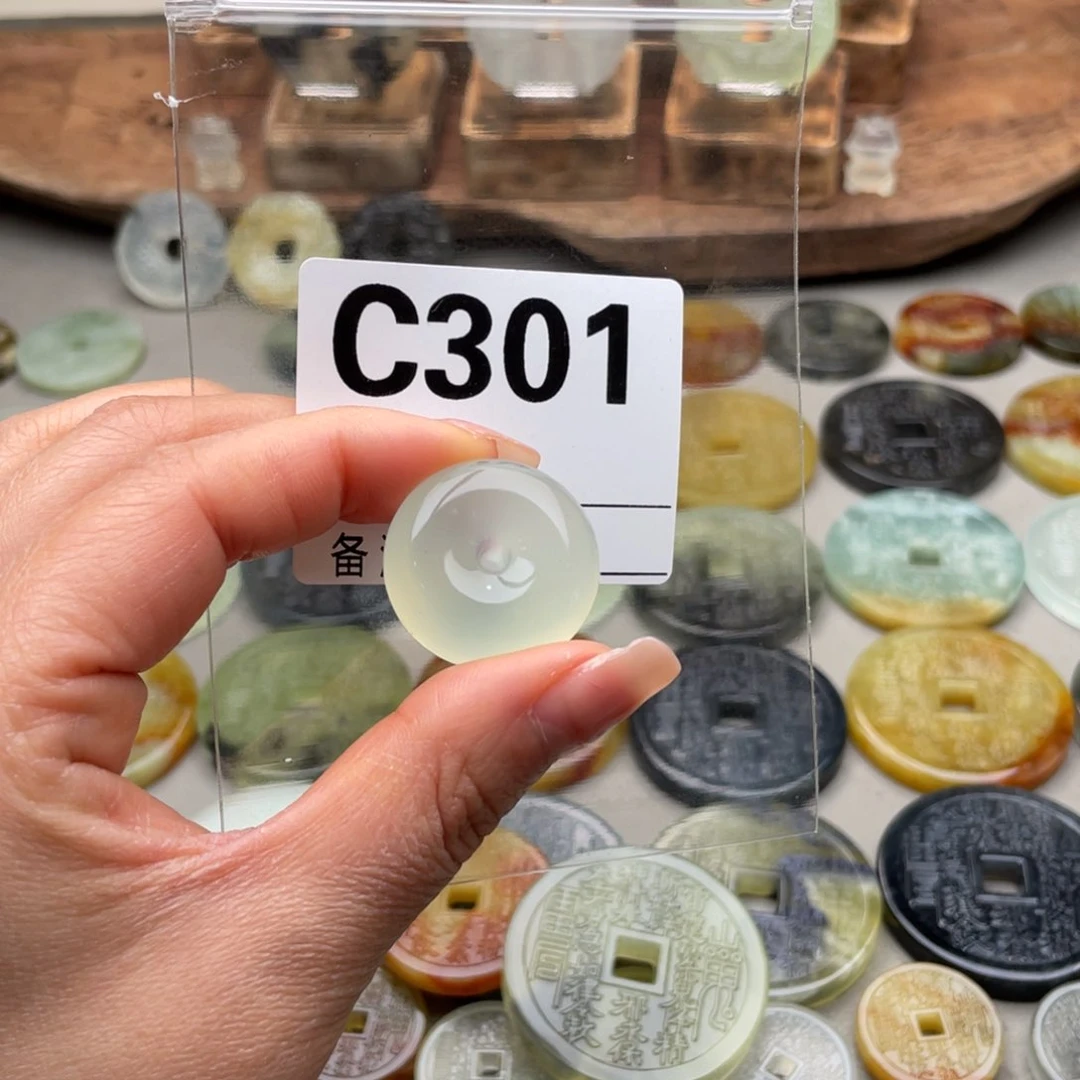 蛇纹石玉颈饰未镶嵌幻