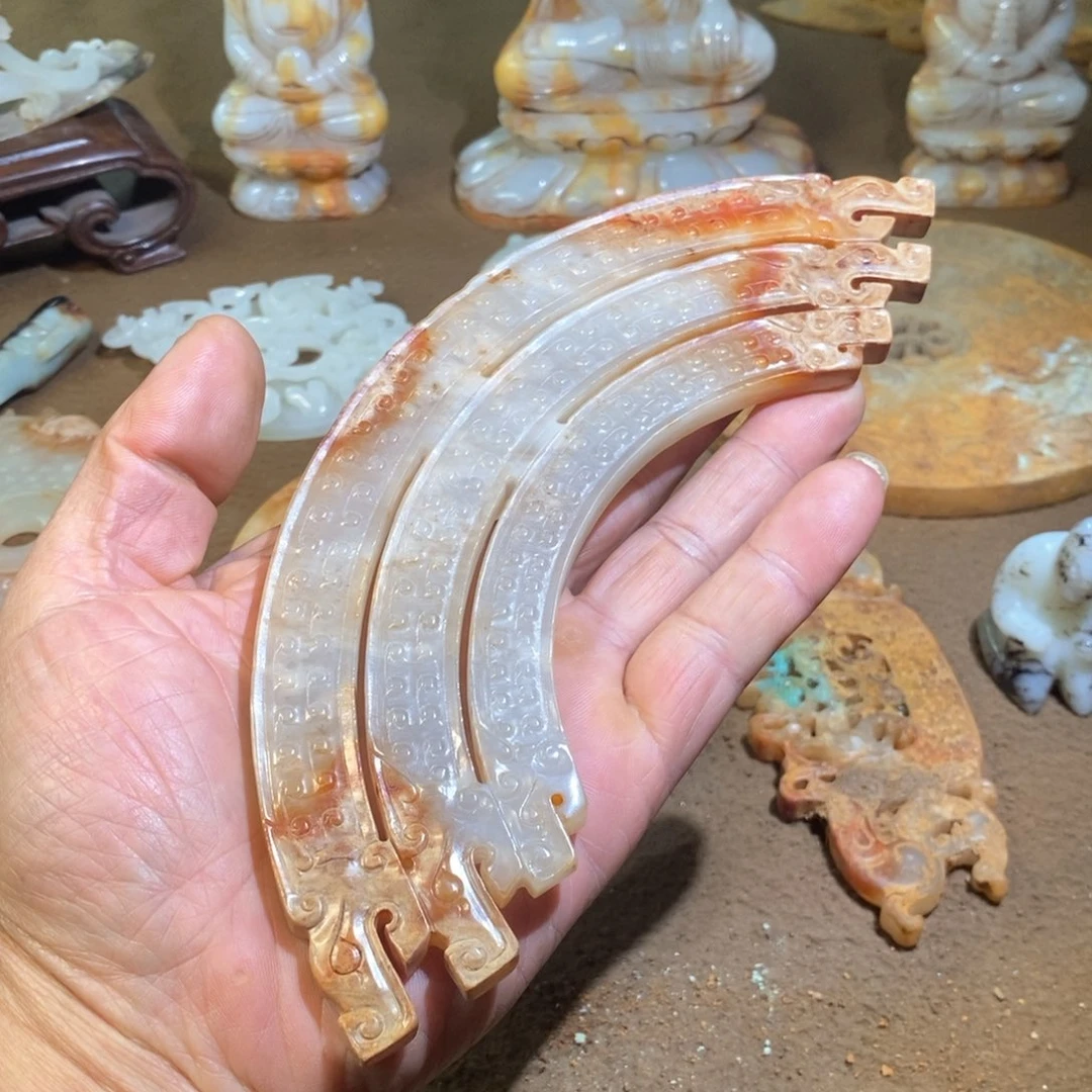 和田玉（糖玉）颈饰未镶嵌