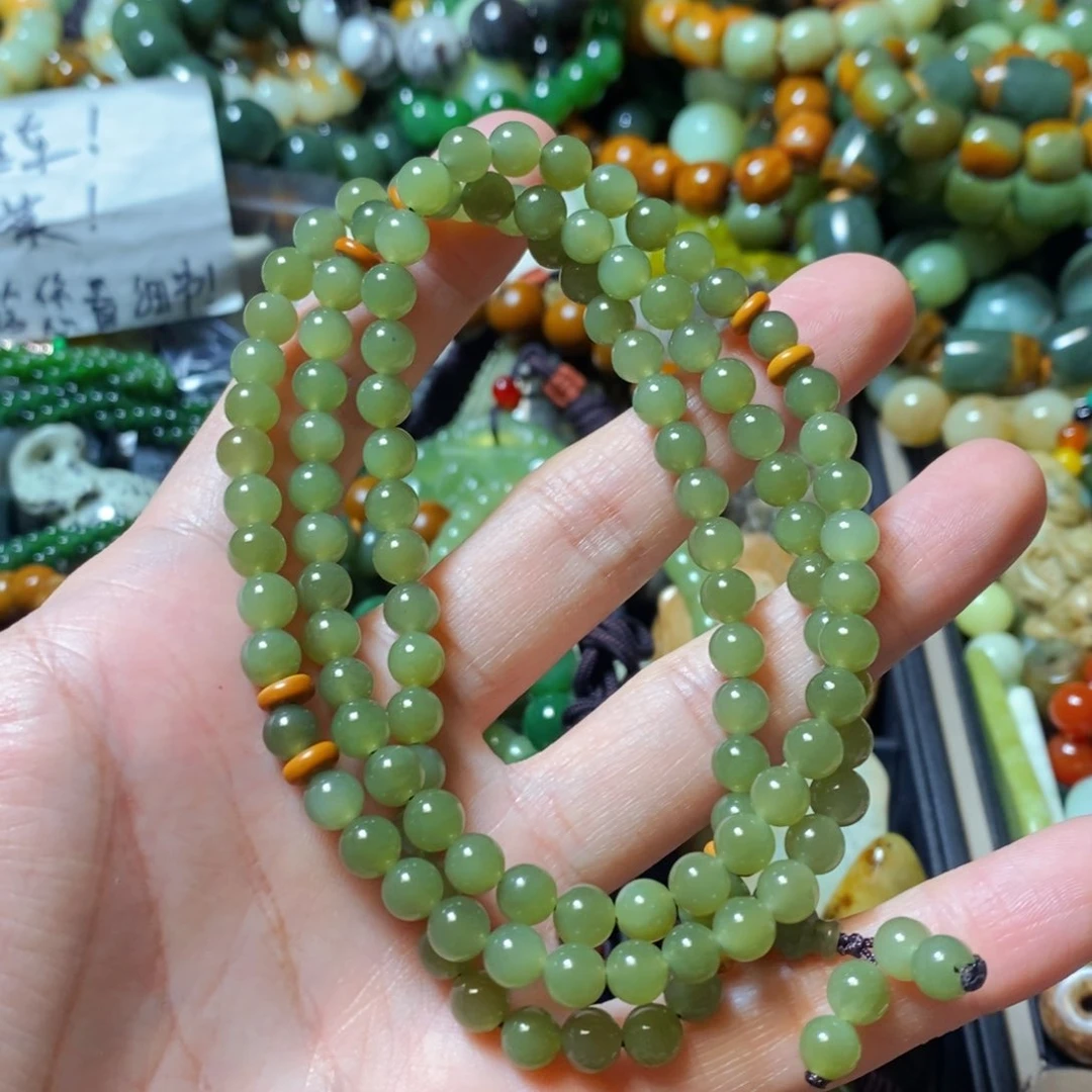 岫岩老玉（透闪石质玉）未镶嵌颈饰